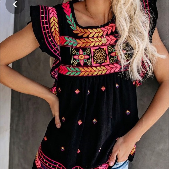 Vici Embroidered Multi Colored Top - Picture 2 of 4